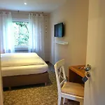 Mansion 招待所 3*